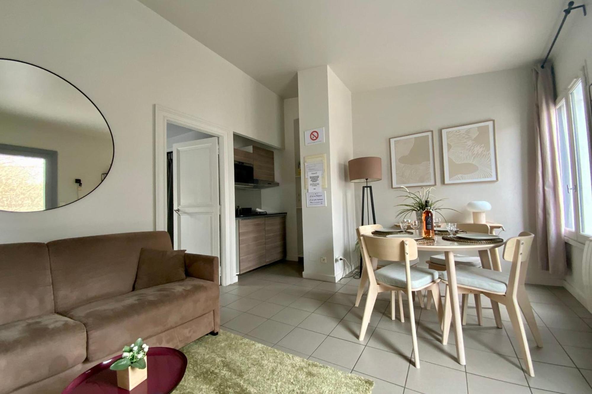 Ferienwohnung Le Fonctionnel - Grande Terrasse En Plein Centre ! Castelnau-le-Lez Exterior foto